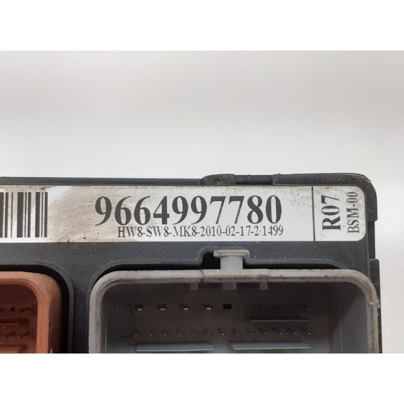Recambio de caja reles / fusibles para citroën c3 exclusive referencia OEM IAM 9664997780 - Gris 2