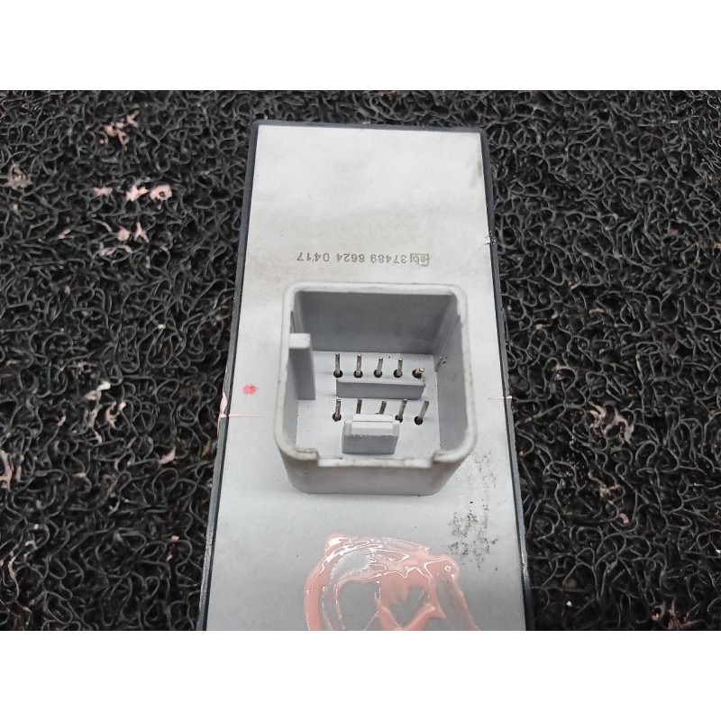 Recambio de mando elevalunas delantero izquierdo para seat altea (5p1) sport referencia OEM IAM 374898624 - Rojo 2