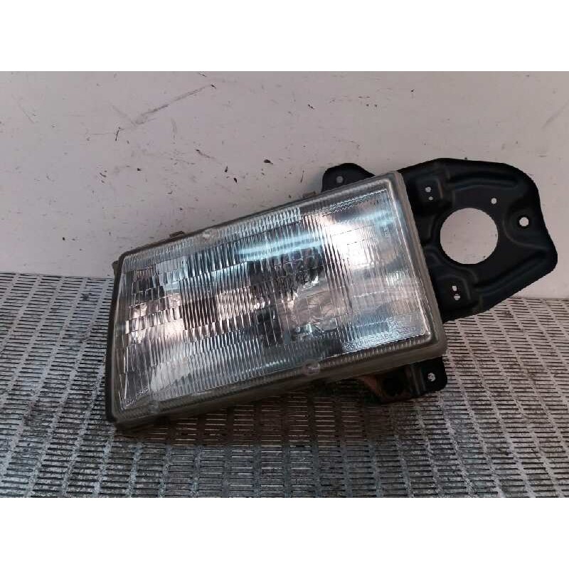 Recambio de faro izquierdo para geo tracker 1.6 referencia OEM IAM 3510060AB  STANLEY