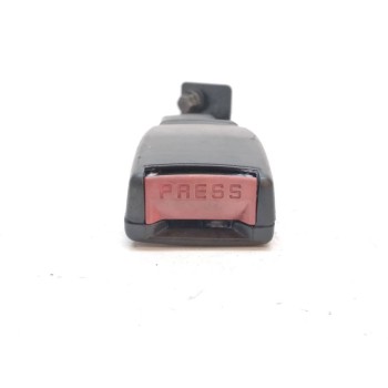 ENGANCHE CINTURON DELANTERO IZQUIERDO P15328 