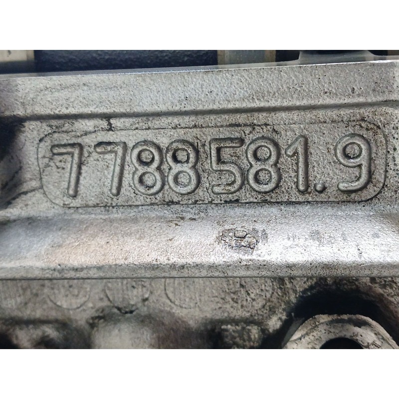 Recambio de culata para bmw x5 (e53) 3.0d referencia OEM IAM 77885819 - Negro 2