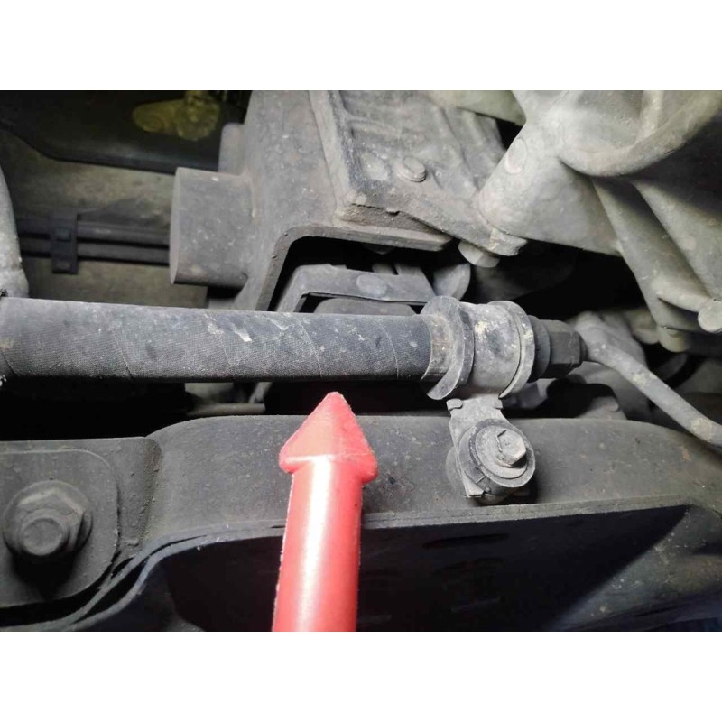 Recambio de tubo presion direccion asistida para kia carnival 2.9 crdi vgt active referencia OEM IAM - Negro 2