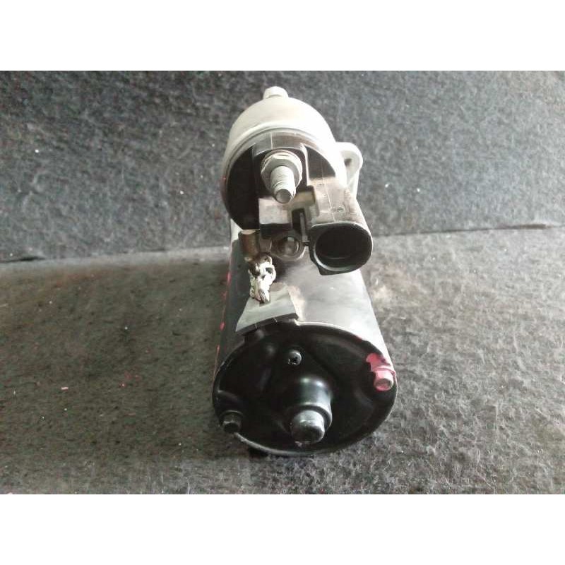 Recambio de motor arranque para volkswagen polo (9n1) 1.4 16v referencia OEM IAM 0001121032  BOSCH 4