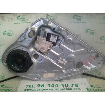 ELEVALUNAS TRASERO DERECHO 981537103 5WK11575J
