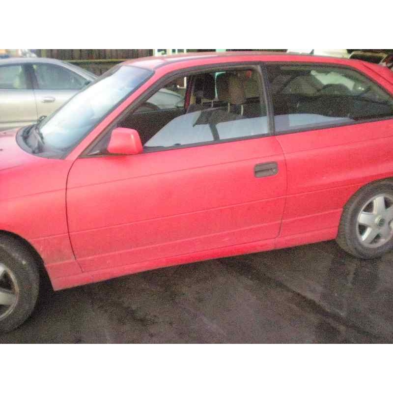opel astra f berlina del año 1993