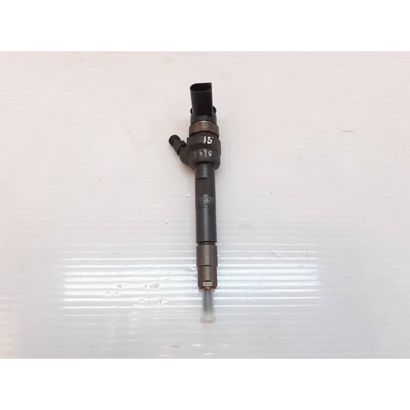 Recambio de inyector para bmw serie 3 lim. (f30) 318d referencia OEM IAM 0445110601  BOSCH