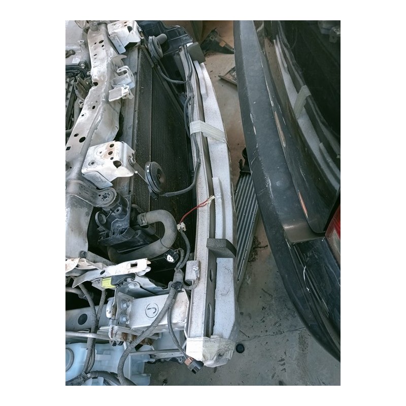 Recambio de refuerzo paragolpes delantero para toyota prius (nhw30) plug-in hybrid advance referencia OEM IAM   