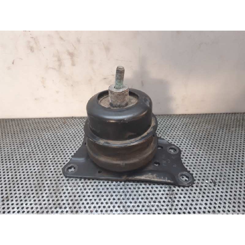 Recambio de soporte motor derecho para volkswagen polo (9n1) 1.9 sdi referencia OEM IAM 6Q0199262AN  