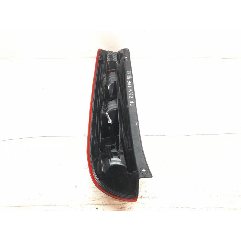 Recambio de piloto trasero derecho para ford fiesta (cbk) futura referencia OEM IAM - Blanco 2