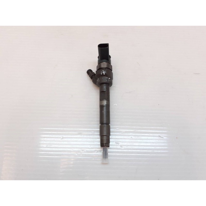 Recambio de inyector para bmw serie 3 lim. (f30) 318d referencia OEM IAM 0445110601  BOSCH