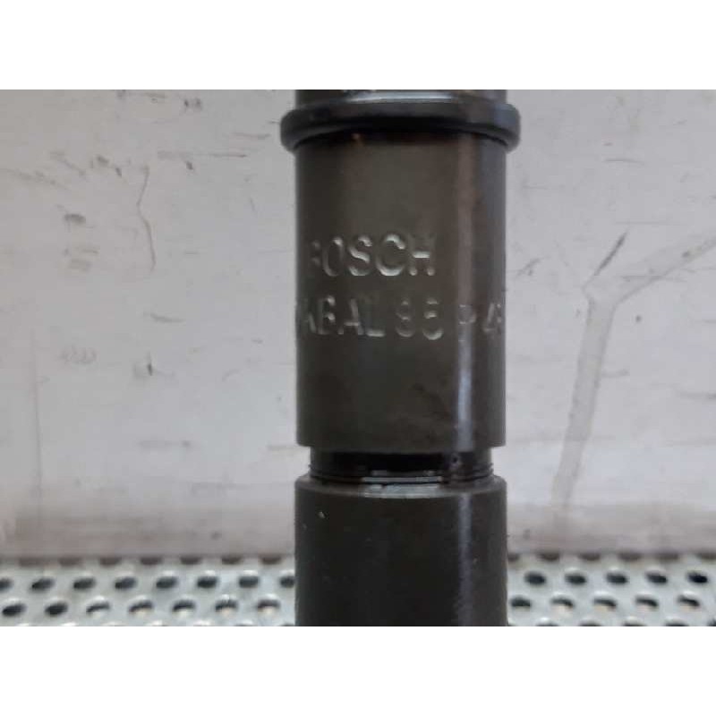 Recambio de inyector para nissan serie l 35.08 referencia OEM IAM KBAL85P48 46930 BOSCH - Blanco 3