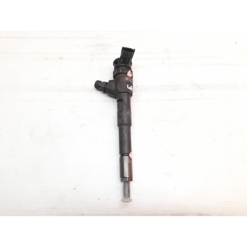 Recambio de inyector para renault kangoo emotion referencia OEM IAM H8201108033  