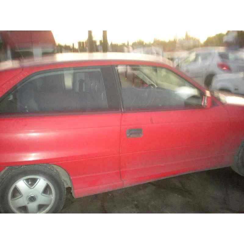 opel astra f berlina del año 1993