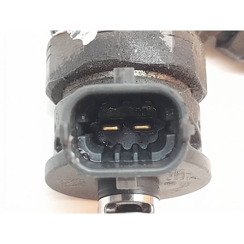 Recambio de inyector para renault kangoo emotion referencia OEM IAM H8201108033 - Blanco 3