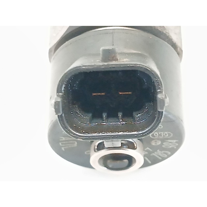 Recambio de inyector para bmw x5 (e53) 3.0d referencia OEM IAM 0445110047 - Negro 3