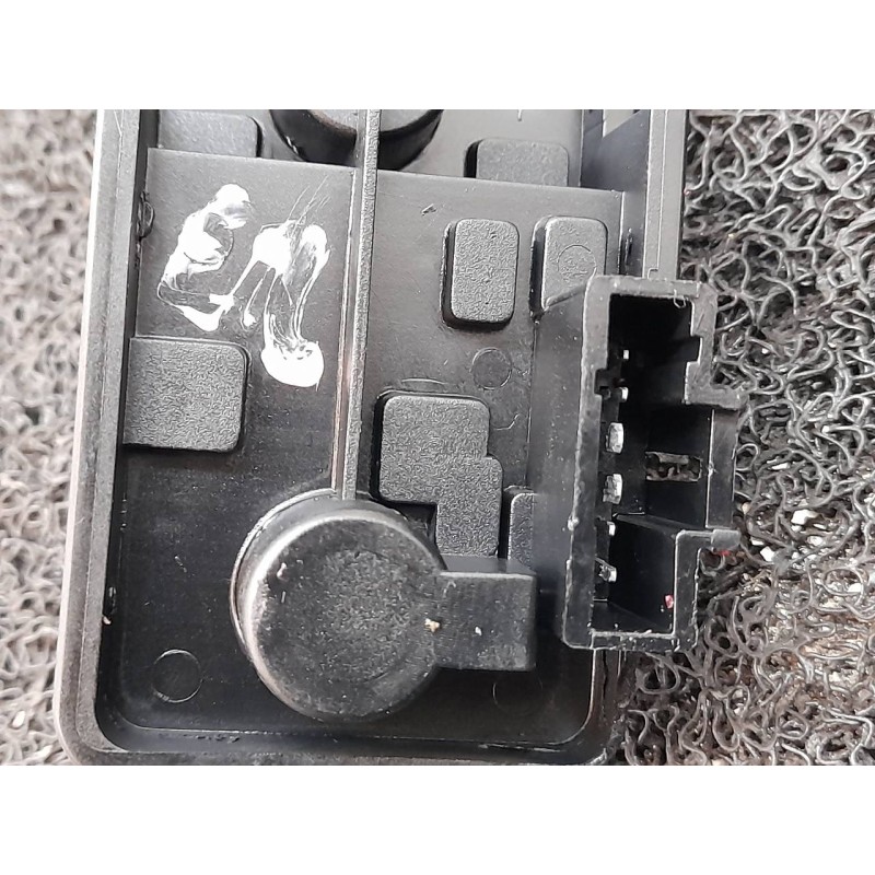 Recambio de portalamparas para citroën xsara picasso 2.0 hdi referencia OEM IAM 9631563980  VALEO 2