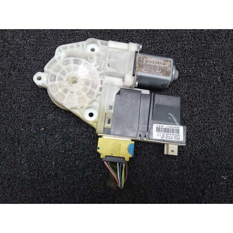 Recambio de motor elevalunas delantero derecho para citroën c4 coupe vtr referencia OEM IAM 965496100 9681576780 