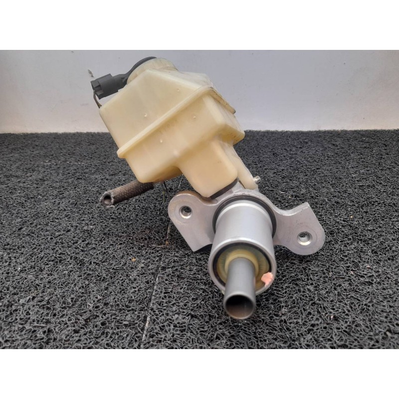 Recambio de bomba freno para bmw x3 (e83) 3.0d referencia OEM IAM 2923 - Negro 2