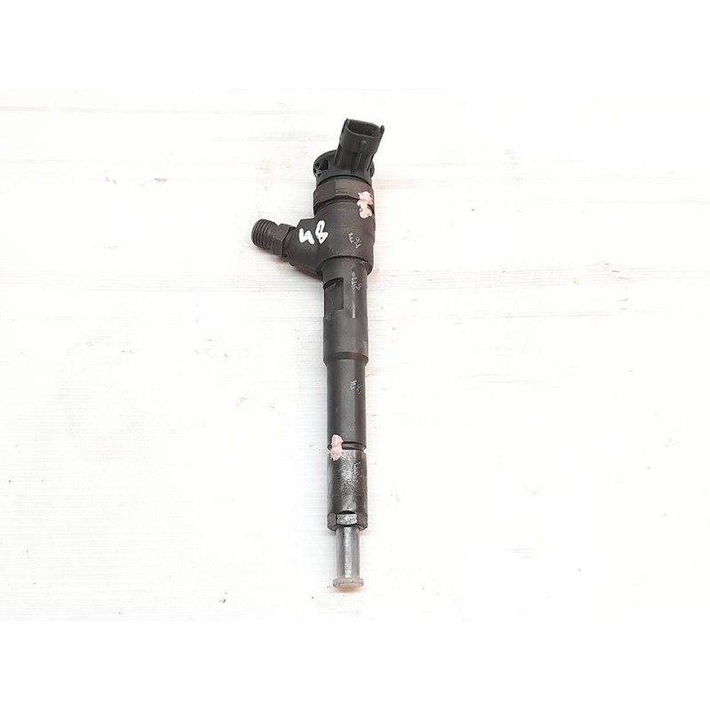 Recambio de inyector para renault kangoo emotion referencia OEM IAM H8201108033  