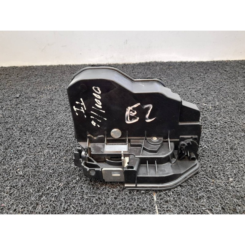 Recambio de cerradura puerta trasera izquierda para bmw x3 (e83) 3.0d referencia OEM IAM   
