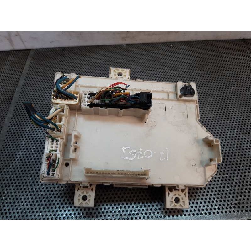 Recambio de caja reles / fusibles para mitsubishi colt berlina 3 (cz) 1.3 atlantis referencia OEM IAM MN108319 - Gris 2