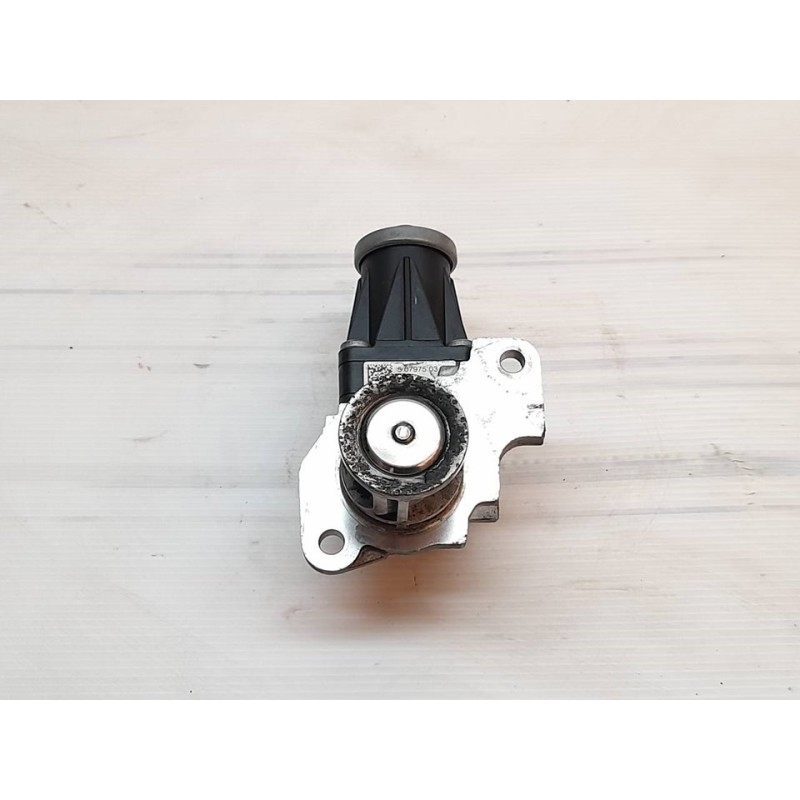 Recambio de valvula egr para renault kangoo emotion referencia OEM IAM H8200129863 - Blanco 3