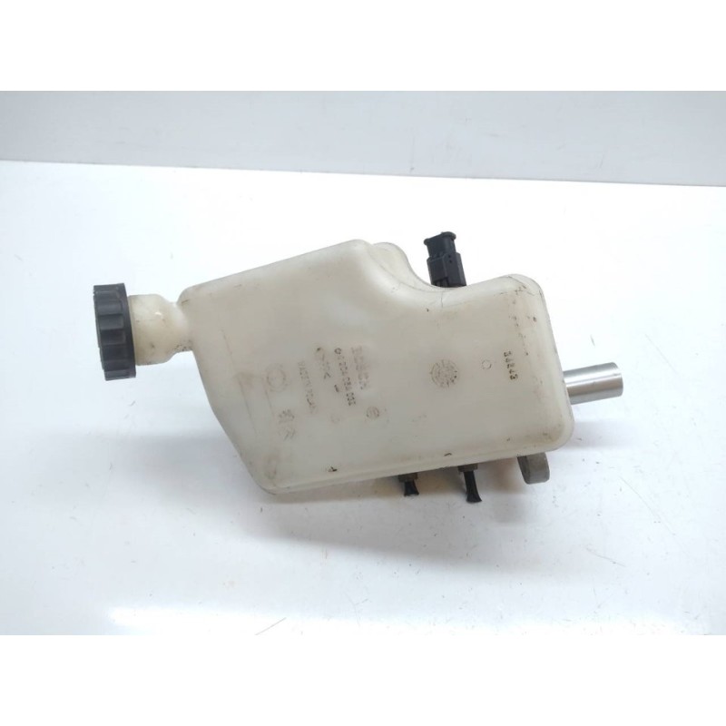 Recambio de bomba freno para citroën c3 attraction referencia OEM IAM 24642 25944A640 BOSCH - Blanco 4