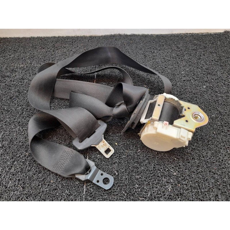Recambio de cinturon seguridad delantero derecho para bmw x3 (e83) 3.0d referencia OEM IAM 33005895  