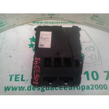 CAJA RELES / FUSIBLES 8200308434 S118400220C 8200326040