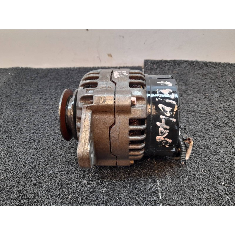 Recambio de alternador para nissan cabstar e 2.7 td referencia OEM IAM 0123310052  BOSCH
