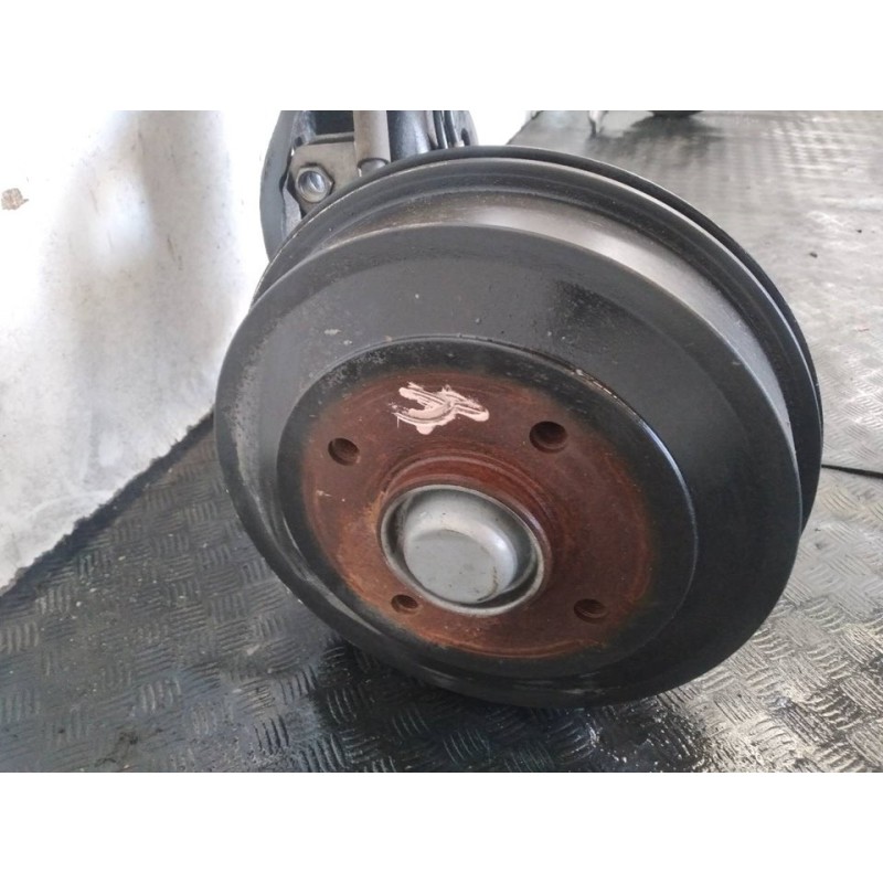 Recambio de puente trasero para citroën c3 attraction referencia OEM IAM - Blanco 3