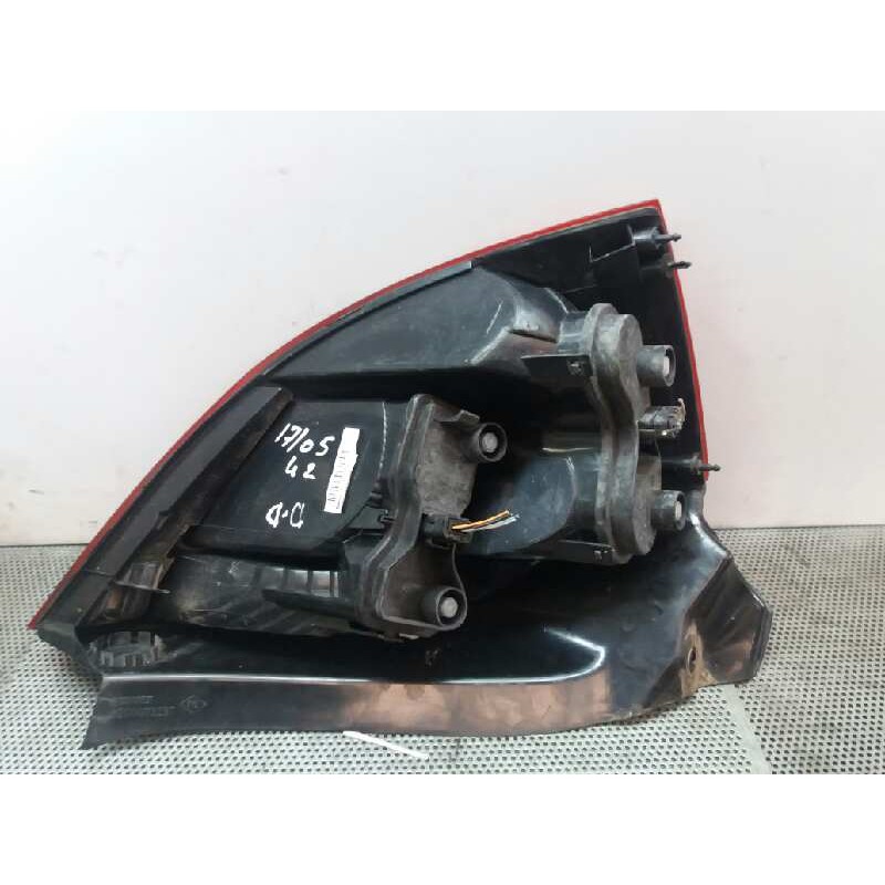 Recambio de piloto trasero derecho para renault megane ii berlina 5p confort dynamique referencia OEM IAM - Rojo 2