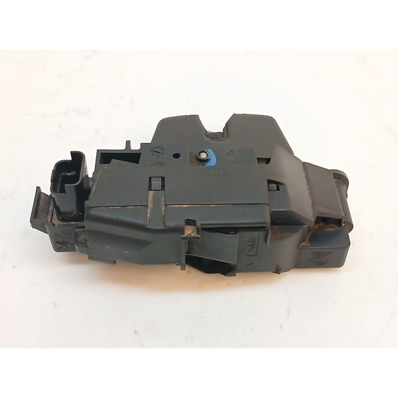 Recambio de cerradura maletero / porton para opel combo life expression referencia OEM IAM 9816195380 - Marrón 2