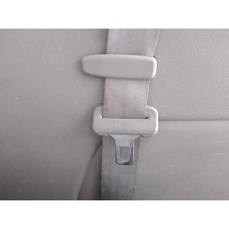 Recambio de cinturon seguridad trasero derecho para kia carnival 2.9 crdi vgt active referencia OEM IAM   
