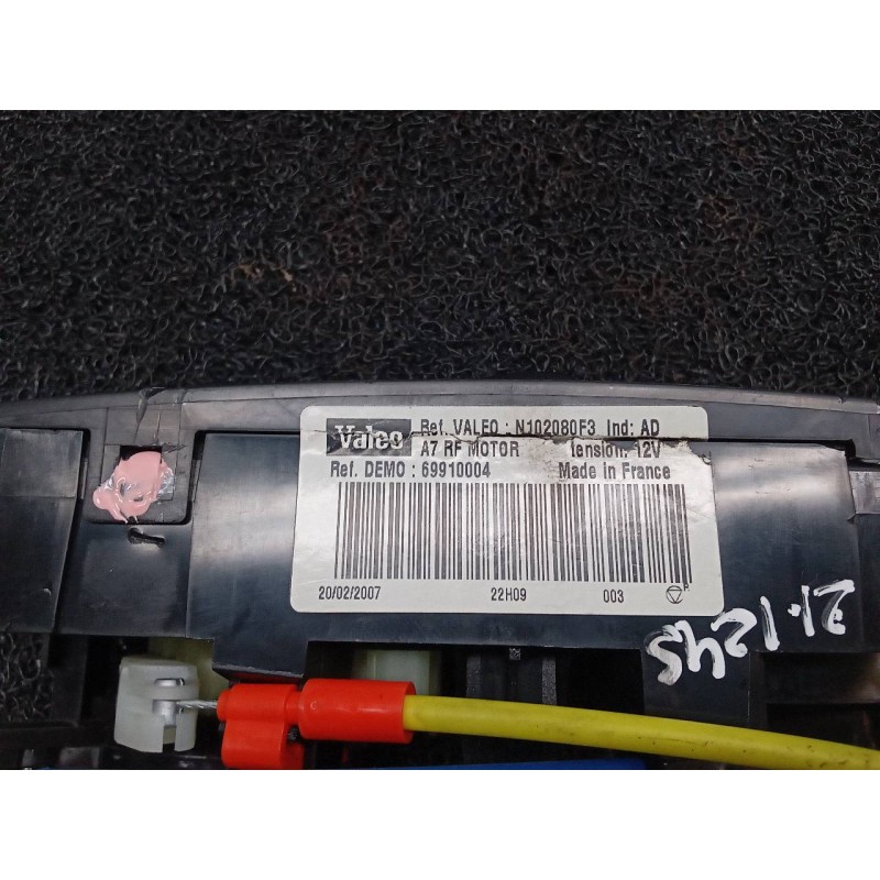 Recambio de mando calefaccion / aire acondicionado para peugeot 207 urban referencia OEM IAM 69910004 N102080F3 VALEO 3