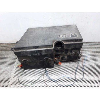 CAJA RELES / FUSIBLES 9M5T14A067CA AM5T14K733 