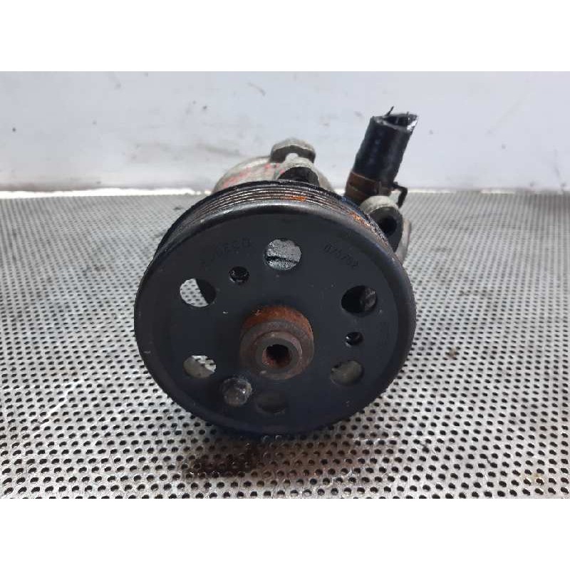 Recambio de bomba direccion para renault trafic (desde 5.89) referencia OEM IAM 7700814452 7700819308 26025249