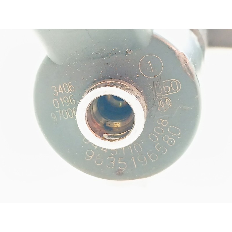 Recambio de inyector para citroën jumper caja cerrada desde '02 29 m 2.2 hdi / - hdi 100 referencia OEM IAM 9635196580 044511000 - Blanco 2
