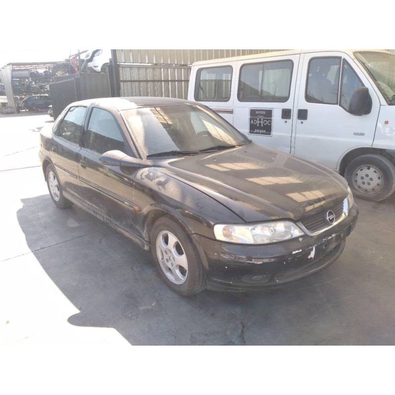 opel vectra b berlina del año 2014