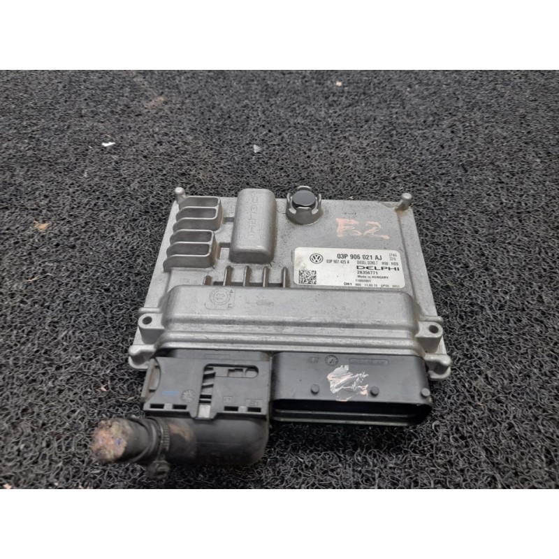 Recambio de centralita motor uce para volkswagen polo (6r1) advance referencia OEM IAM 03P906021AJ 03P907425A 28356771