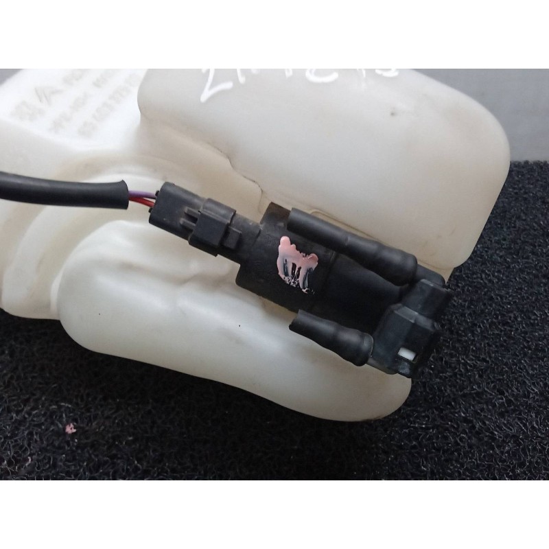Recambio de deposito limpia para peugeot 207 urban referencia OEM IAM 9648337580 5