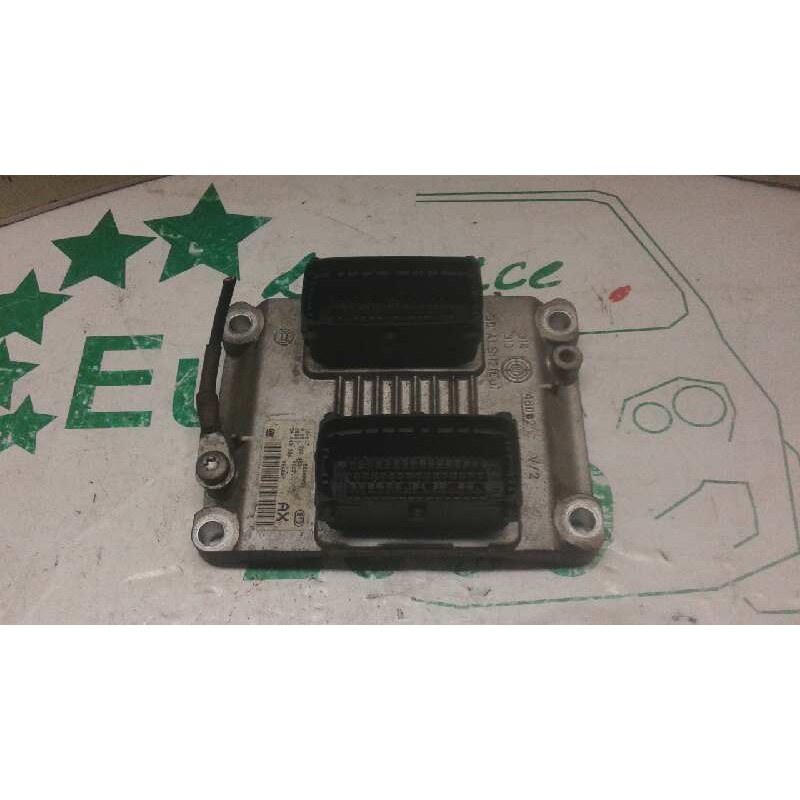 Recambio de centralita motor uce para opel corsa c 1.2 16v cat (z 12 xe / lw4) referencia OEM IAM 24443796 0261207423 - Rojo