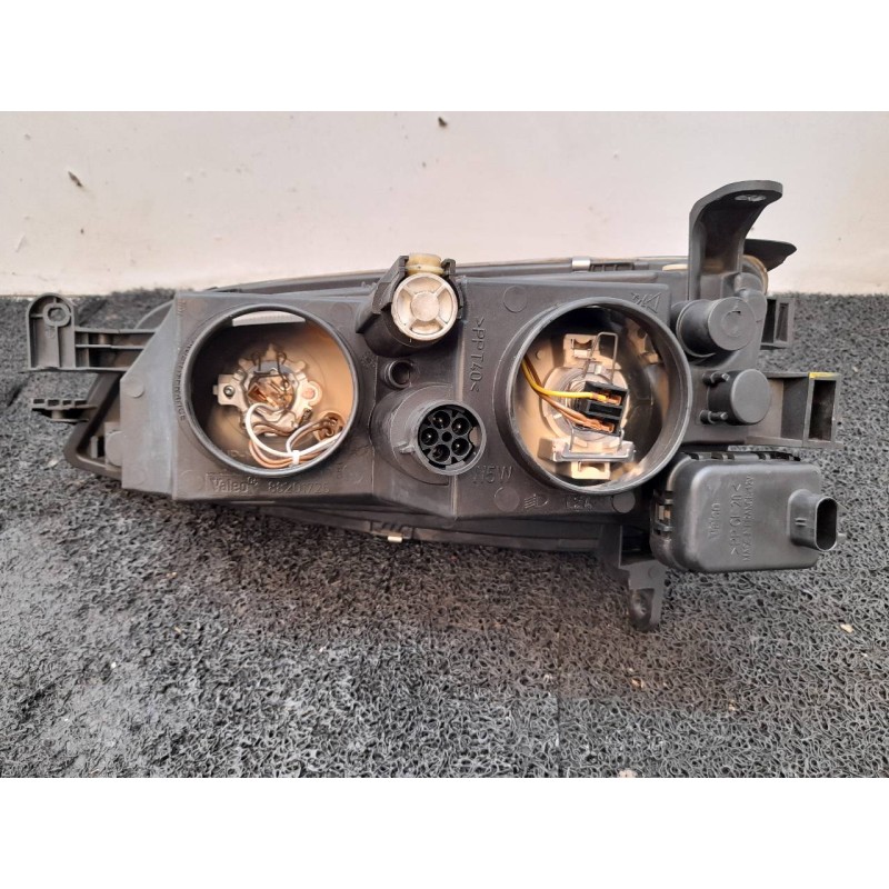 Recambio de faro derecho para opel vectra b berlina cd referencia OEM IAM 3
