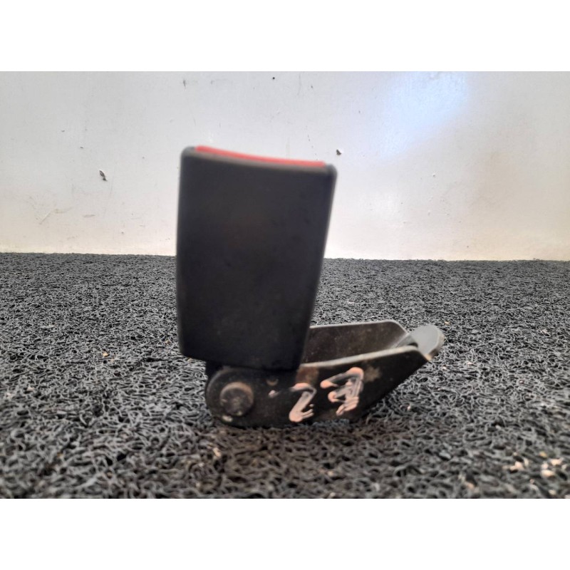 Recambio de enganche cinturon trasero derecho para bmw x3 (e83) 3.0d referencia OEM IAM 3412796 - Negro 3