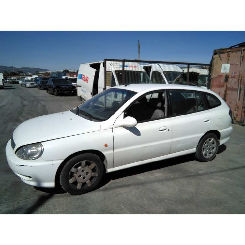 kia rio del año 2001