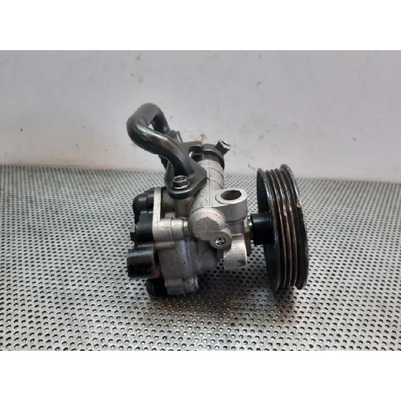 Recambio de bomba direccion para hyundai getz (tb) referencia OEM IAM 571101C301 124511 2