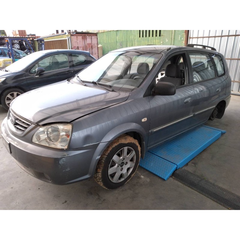 kia carens del año 2002