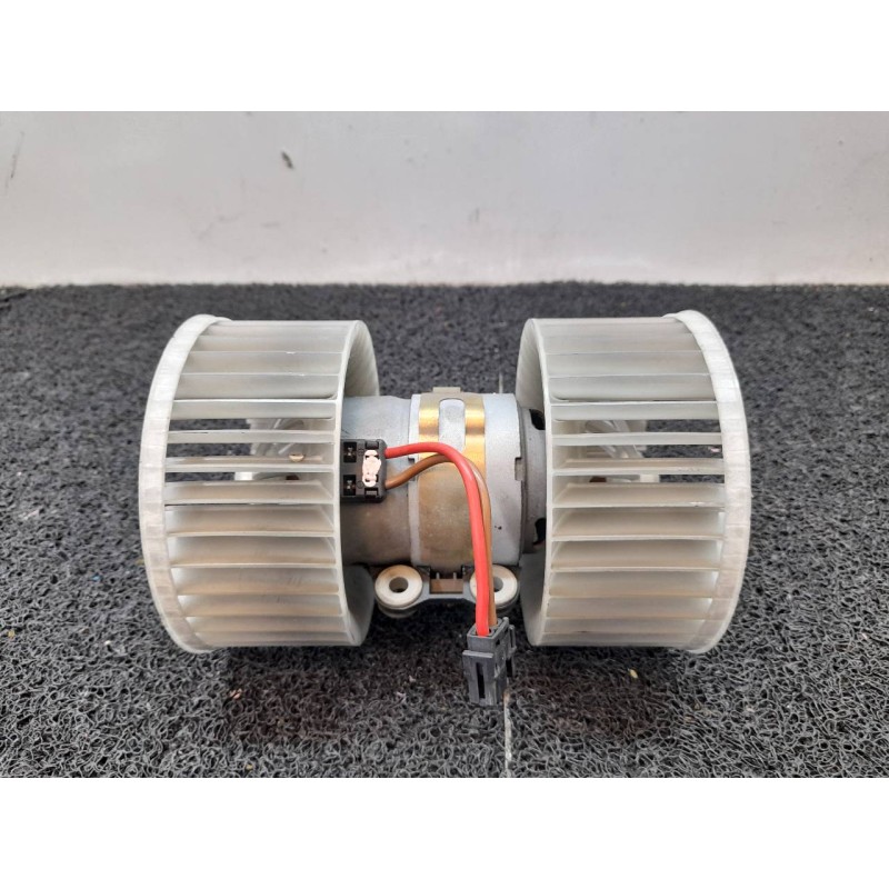 Recambio de motor calefaccion para bmw x3 (e83) 3.0d referencia OEM IAM 0130101103  BOSCH