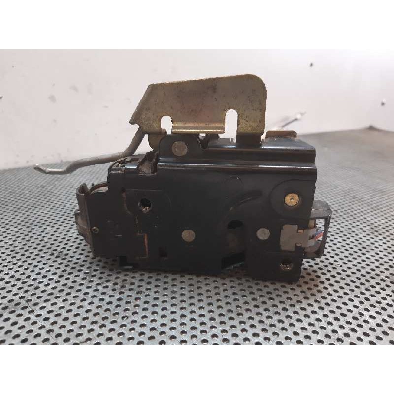 Recambio de cerradura puerta delantera derecha para audi a6 avant (4b5) 2.5 tdi referencia OEM IAM 4B1837016B  