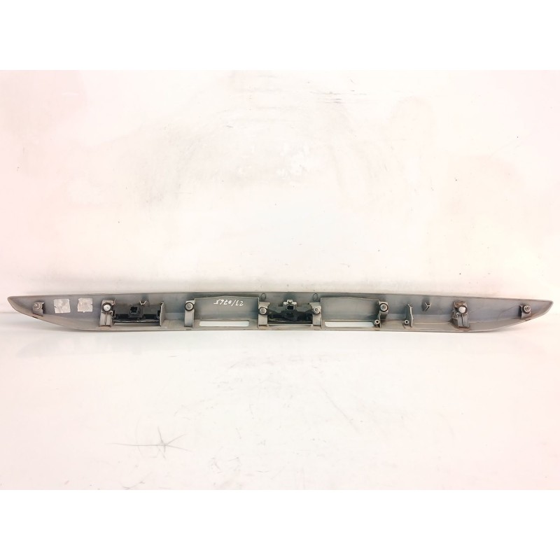 Recambio de molduras traseras para opel combo life expression referencia OEM IAM 9826157977 - Marrón 3